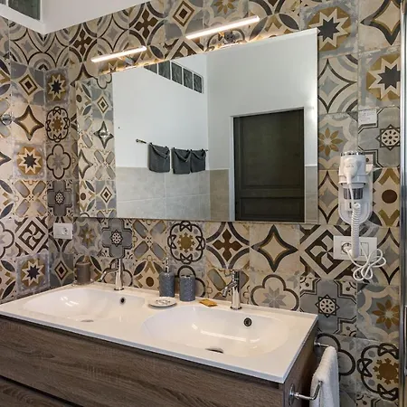 Domo Anna Guest house 4*