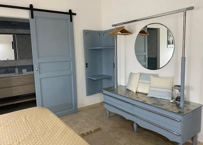 Domo Anna Pensión Villasimius