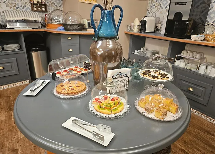 Domo Anna Pensión 4*