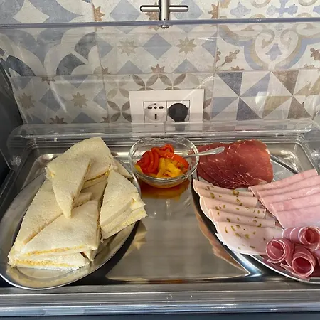 Domo Anna 4* ヴィッラシミーウス